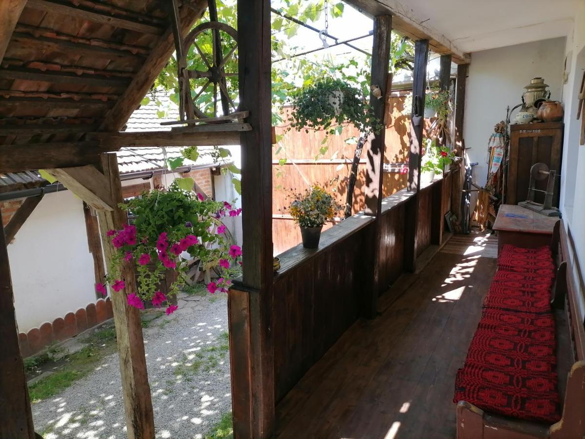 Casa Tradițională Transilvăneana Rucar  Exterior foto