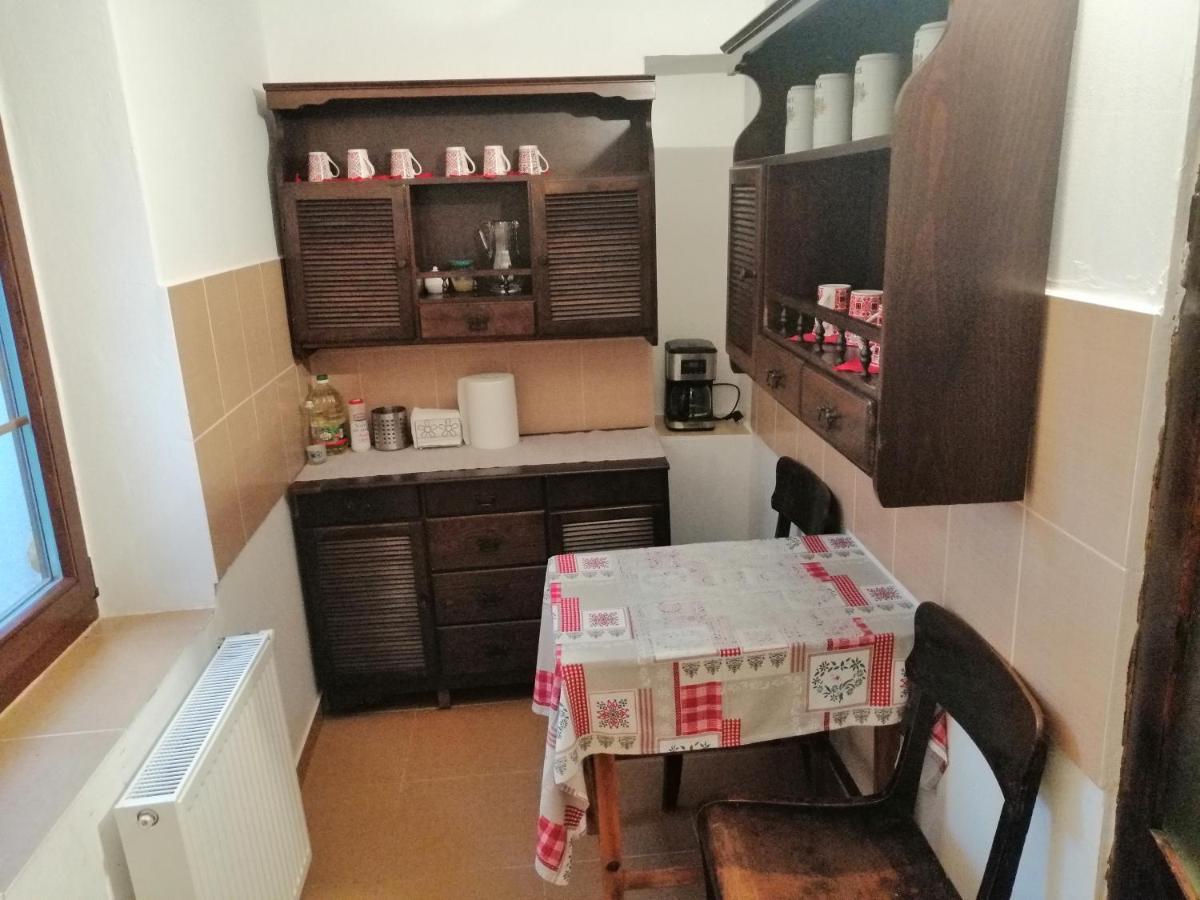 Casa Tradițională Transilvăneana Rucar  Exterior foto