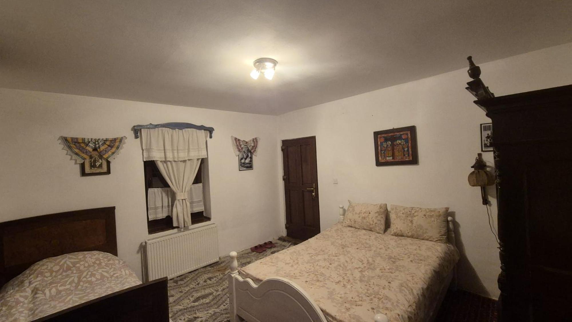 Casa Tradițională Transilvăneana Rucar  Cameră foto
