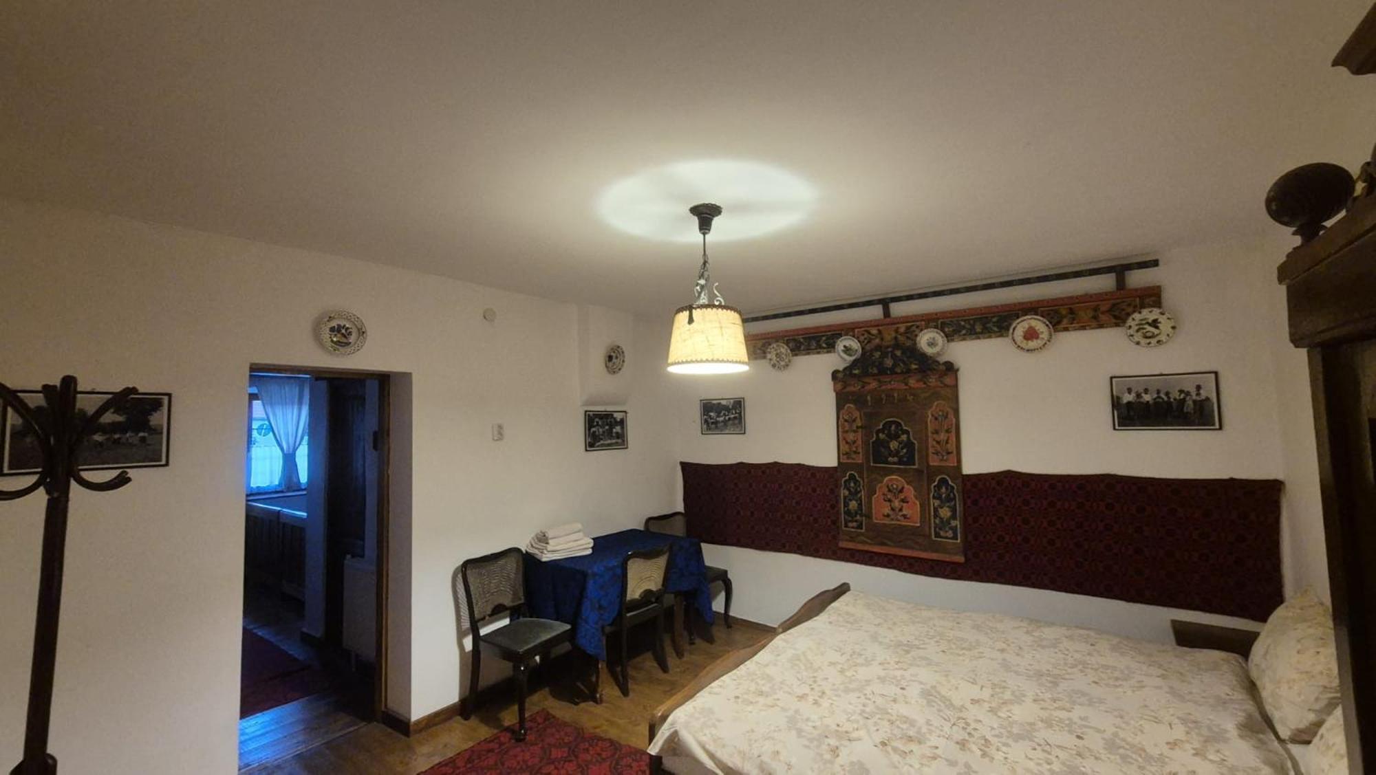 Casa Tradițională Transilvăneana Rucar  Cameră foto
